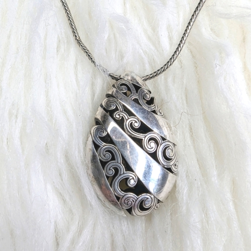 Brighton Contempo Two-Tone Oval Cutout Slide Pendant Necklace 16-18'